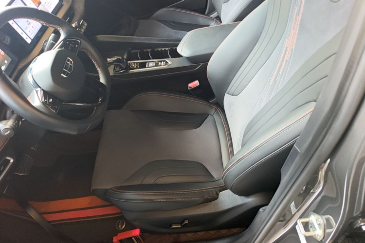 GEELY Binray 2023 car image #25