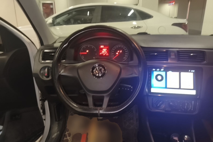 Volkswagen Santana 2019 car image #12