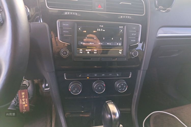 Volkswagen Golf 2017 #15 Volkswagen Golf 2017 car image #15