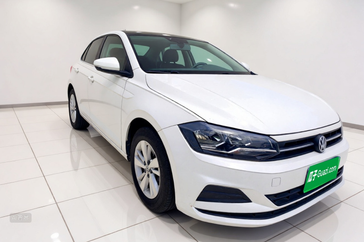 Volkswagen Polo 2020 car image #4