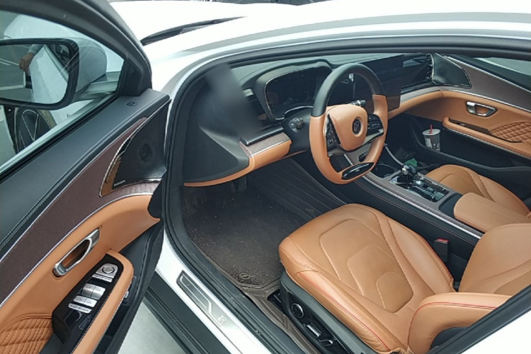BYD Han 2022 car image #16