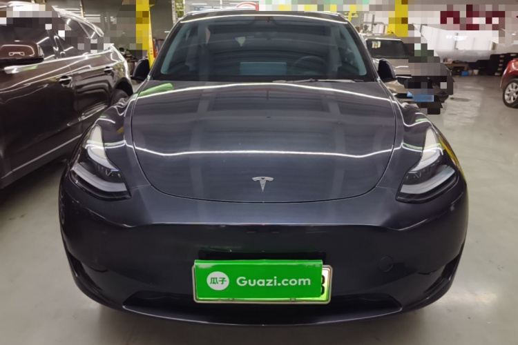 Tesla Model Y 2024 car image #3