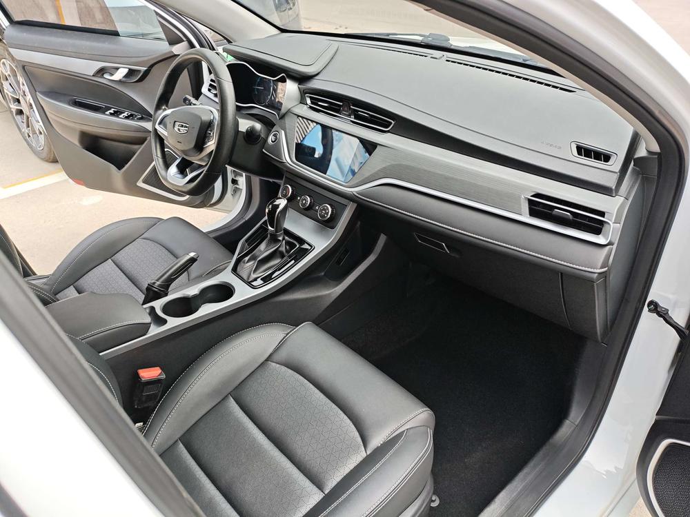 GEELY Emgrand 2021 #11 GEELY Emgrand 2021 car image #11