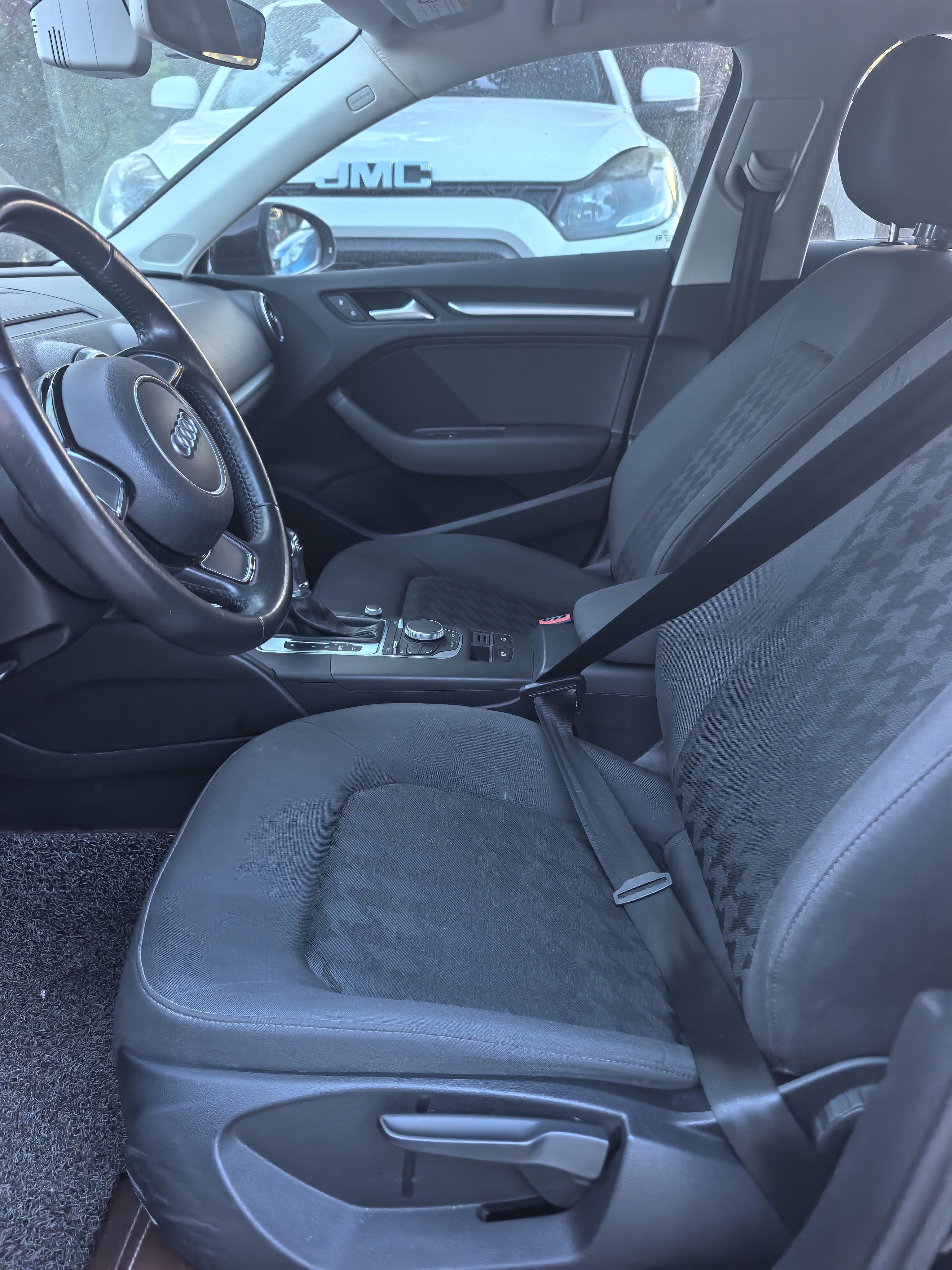 Audi A3 2016 car image #6