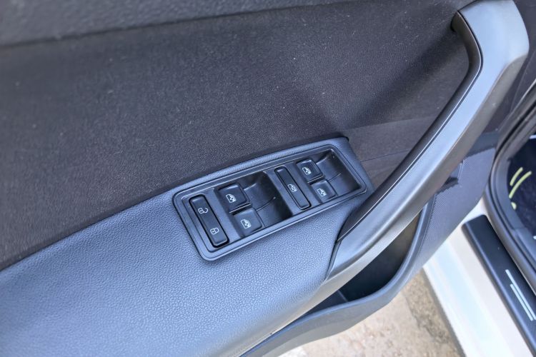 Volkswagen Santana 2018 #14 Volkswagen Santana 2018 car image #14