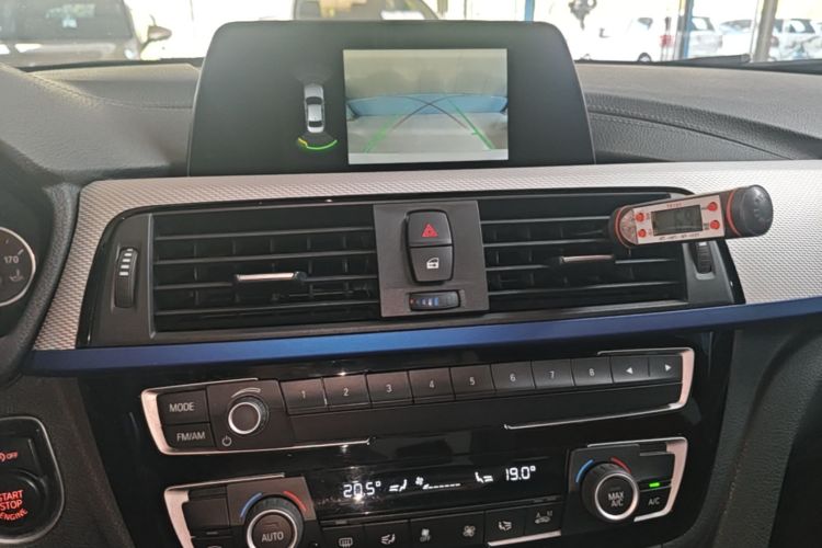 BMW 3 Series 2019 #13 BMW 3 Series 2019 car image #13