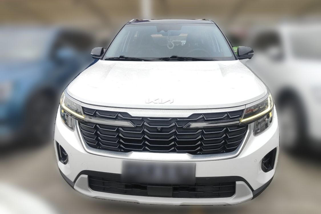 Kia Seltos 2023 car image #5