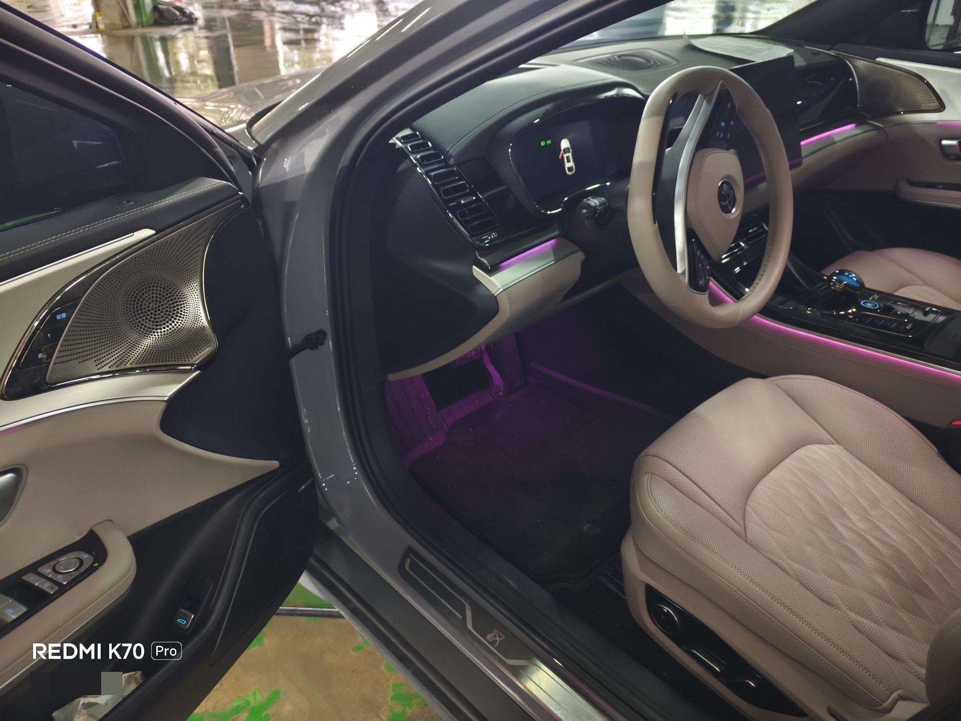 BYD Han 2024 car image #11