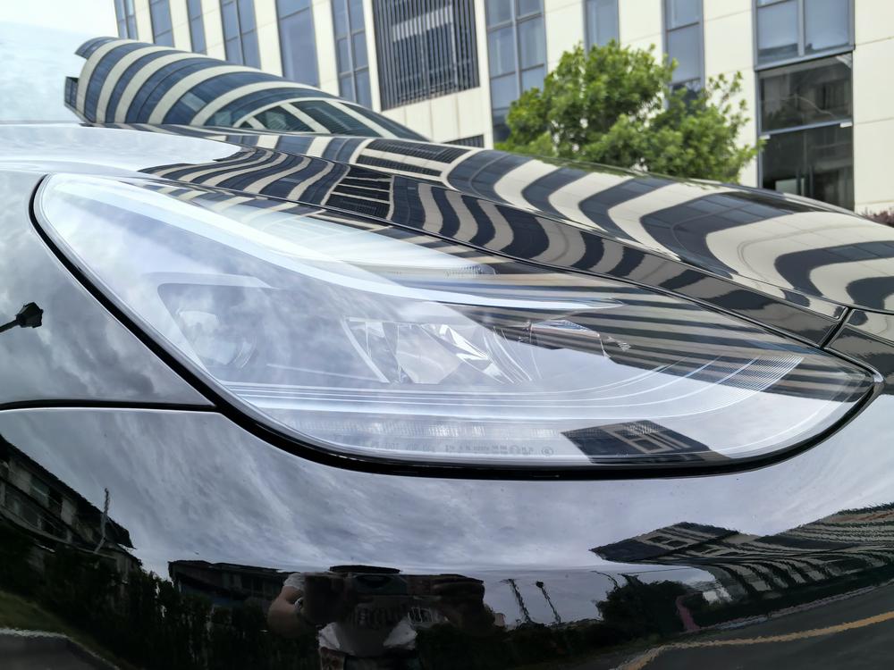Tesla Model Y 2023 #10 Tesla Model Y 2023 car image #10