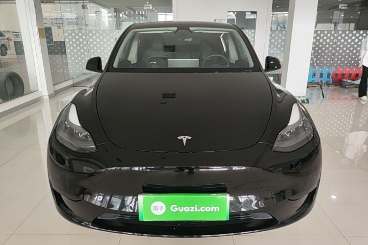 Tesla Model Y 2023 #3 Tesla Model Y 2023 car image #3