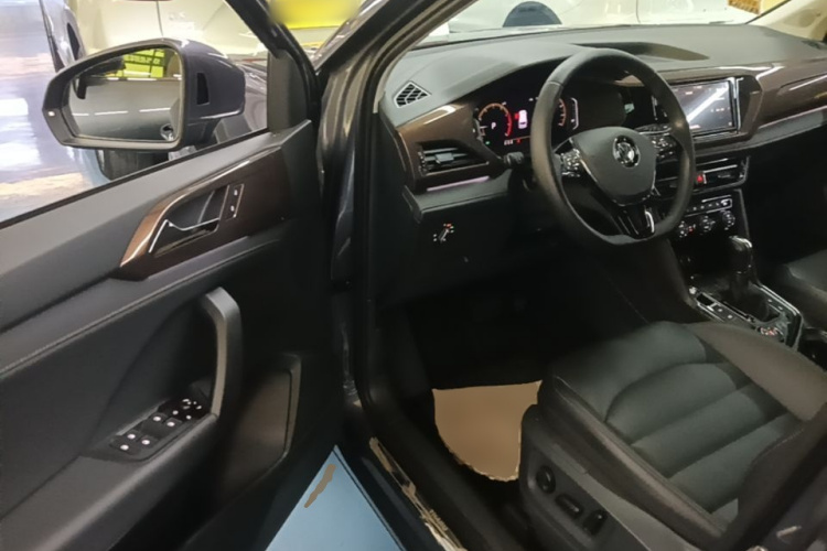 Volkswagen Tharu 2019 #12 Volkswagen Tharu 2019 immagine di auto #12