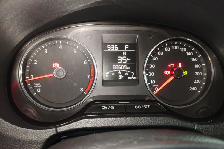 Volkswagen Polo 2016 #12 Volkswagen Polo 2016 car image #12