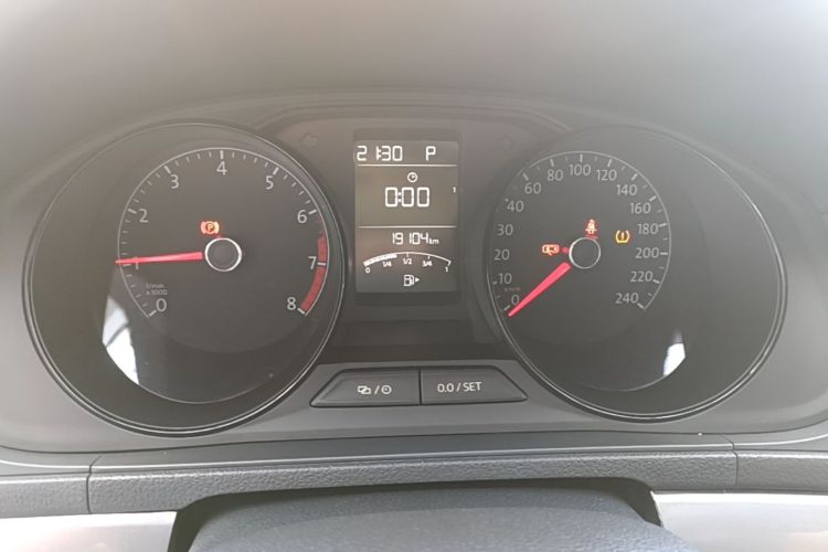 Volkswagen Lavida 2021 car image #12
