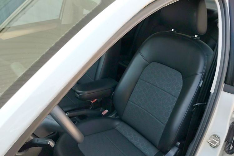 Volkswagen Santana 2016 car image #19
