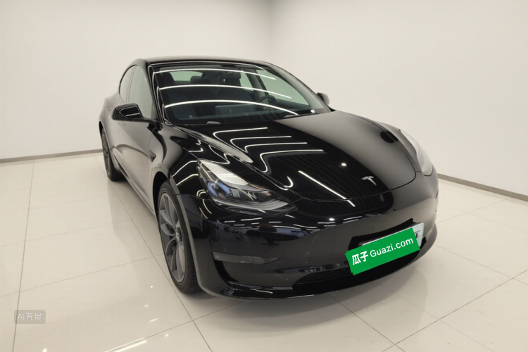 Tesla Model 3 2022 car image #4