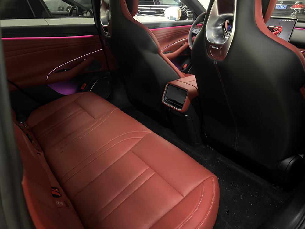 2026 #18 2026 imagen de coche #18