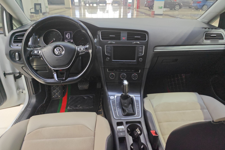 Volkswagen Golf 2017 imagen de coche #10