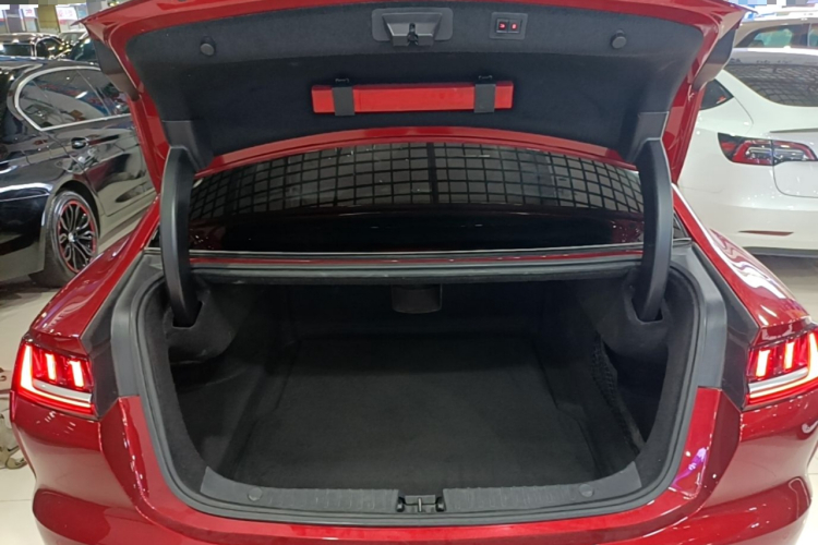 BYD Han 2021 صورة سيارة #19
