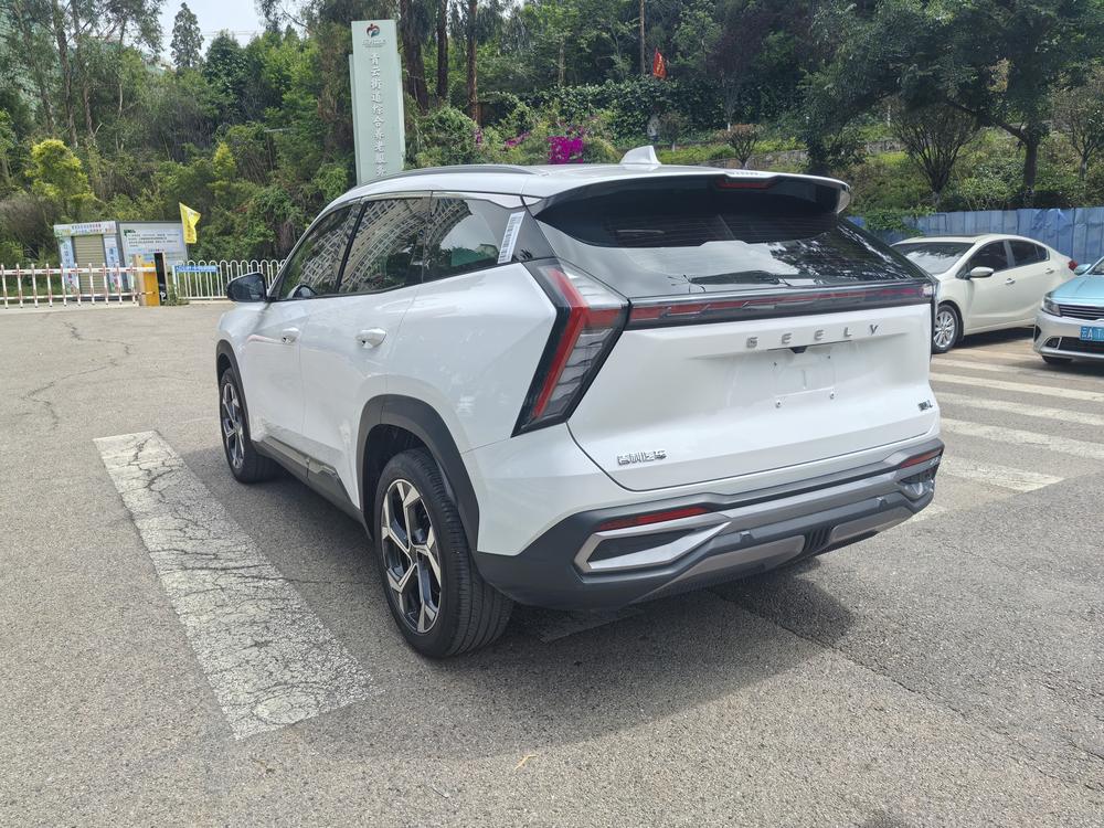 GEELY Boyue L 2023 car image #4