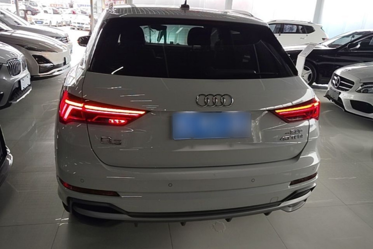 Audi Q3 2022 #6 Audi Q3 2022 car image #6