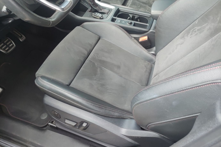 Audi Q3 2021 imagen de coche #15