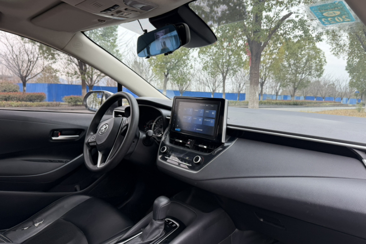 Toyota Corolla 2020 car image #11