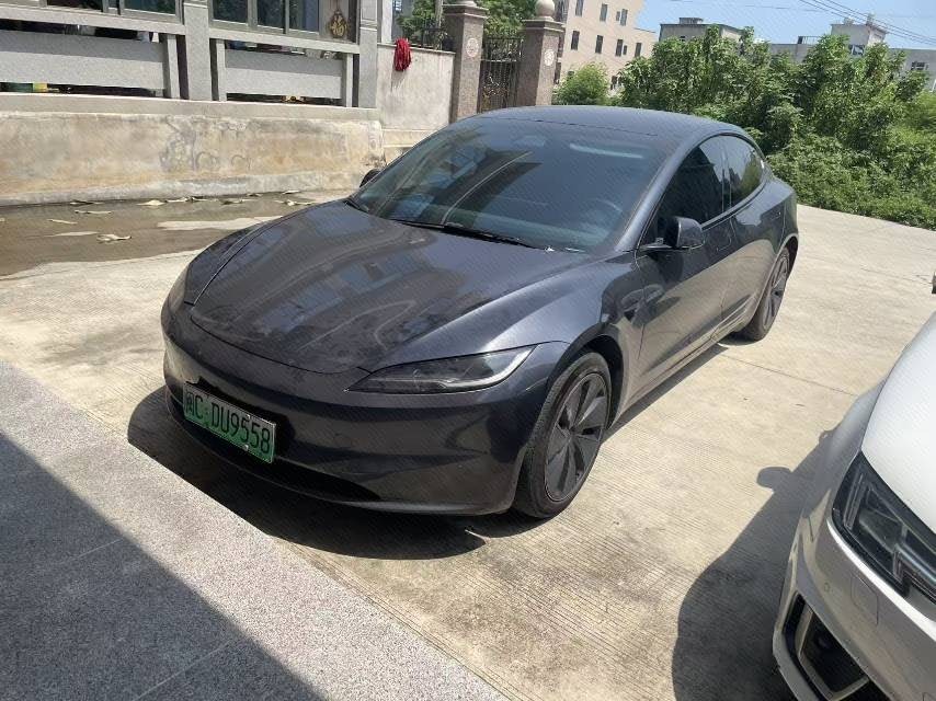 Tesla Model 3 2024 Tesla Model 3 2024 car image