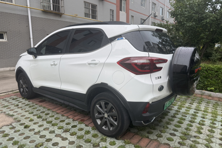 BYD Yuan New Energy 2019 #9 BYD Yuan New Energy 2019 car image #9