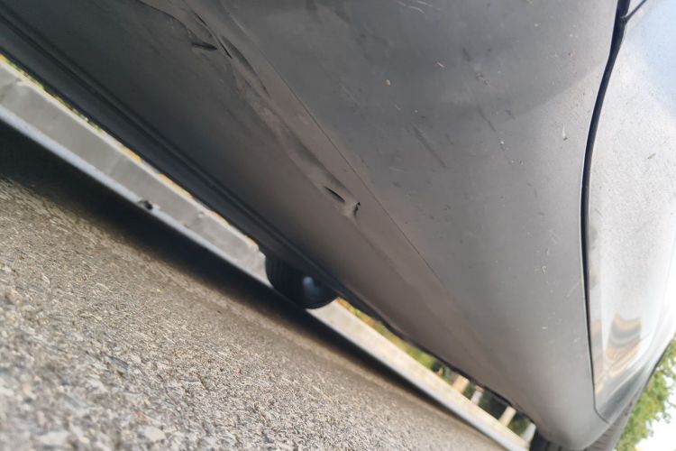 Tesla Model Y 2023 car image #24