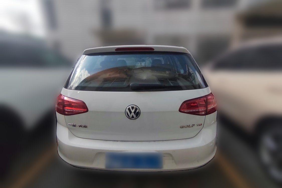 Volkswagen Golf 2015 car image #6