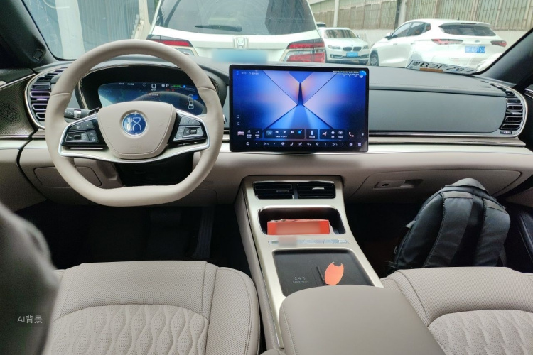 BYD Han 2025 car image #11