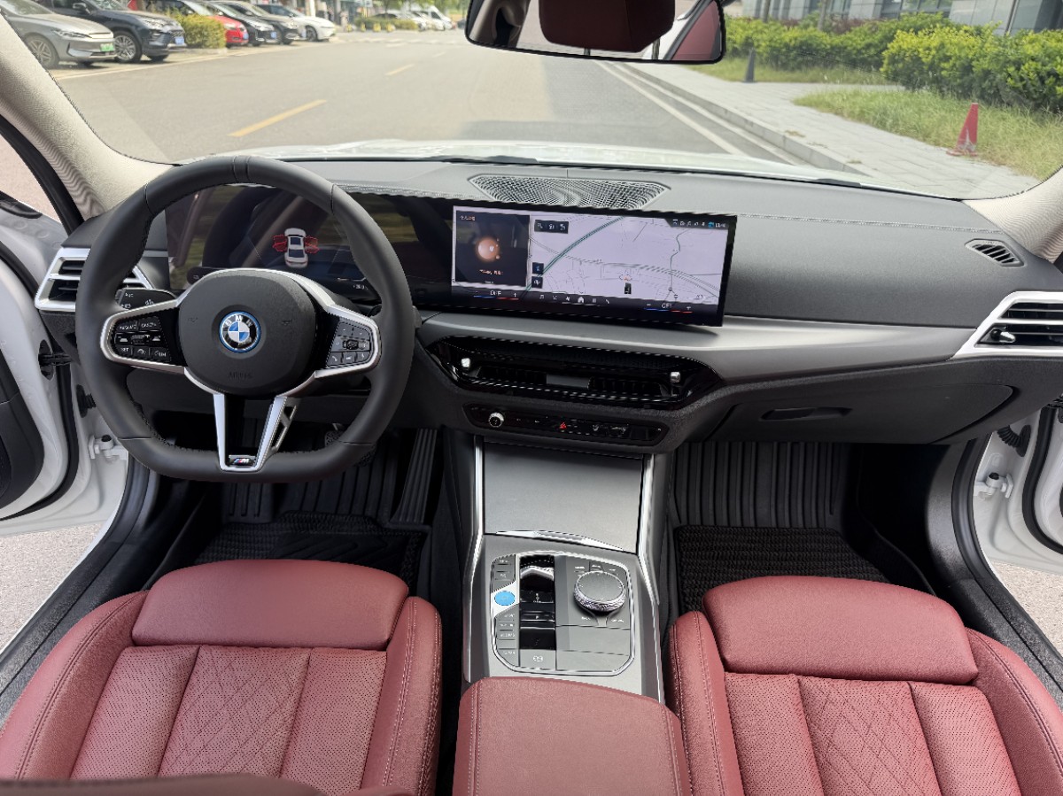 BMW i3 2025 #8 BMW i3 2025 car image #8