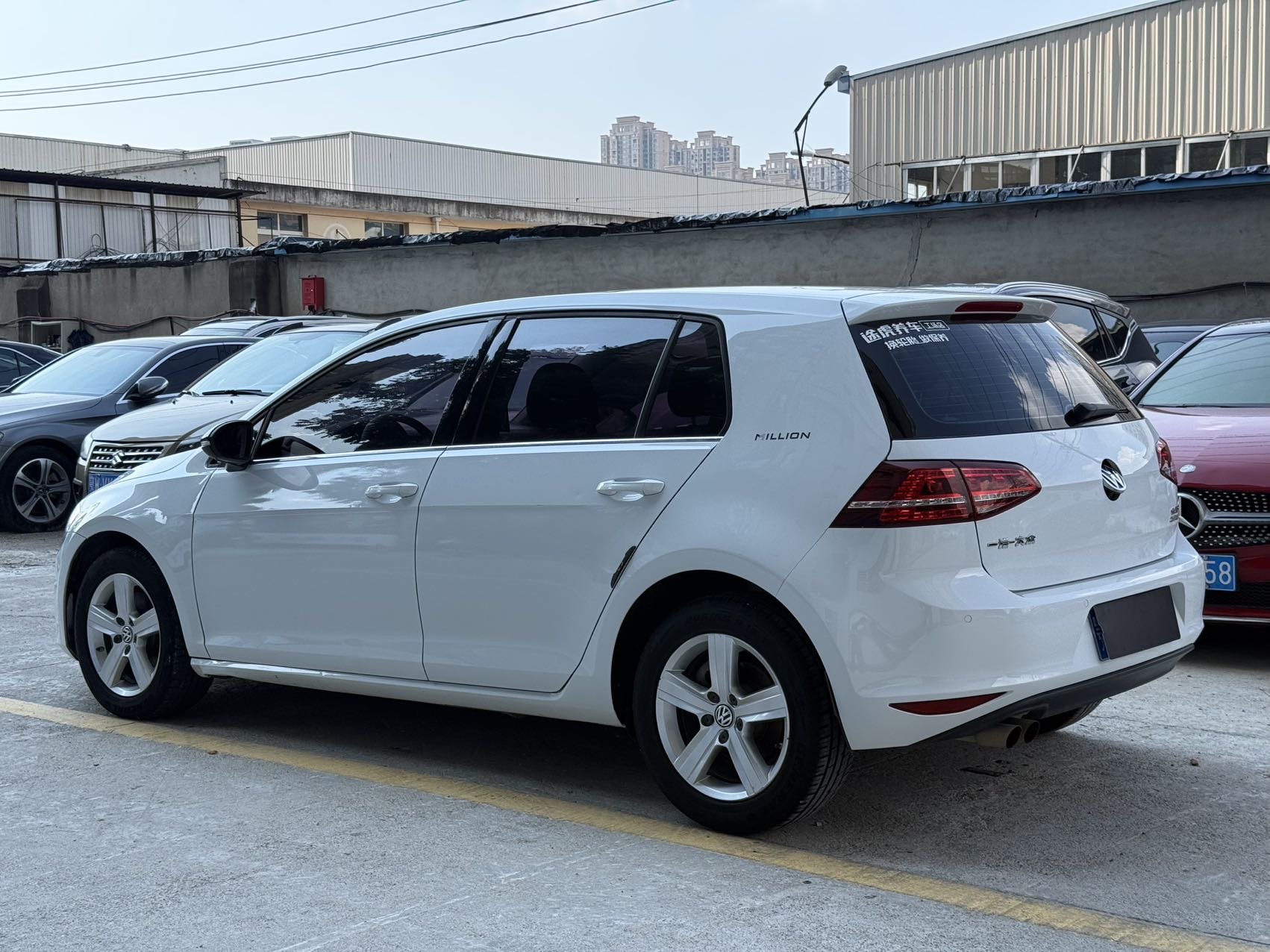 Volkswagen Golf 2017 car image #7
