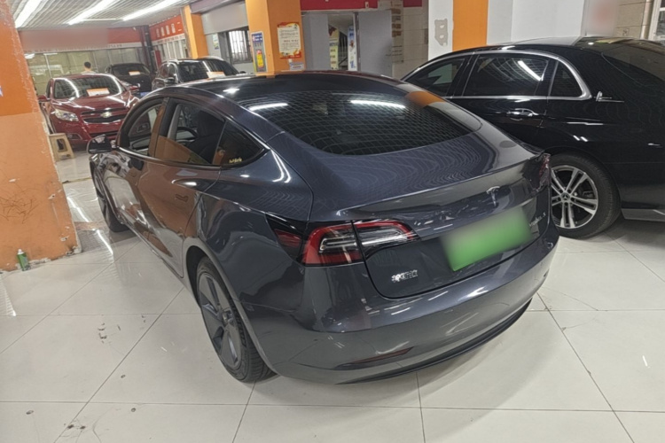 Tesla Model 3 2021 car image #5