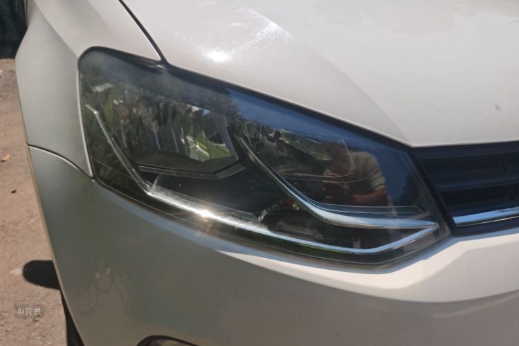 Volkswagen Polo 2014 car image #8