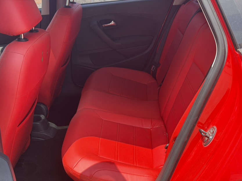 Volkswagen Polo 2019 car image #5