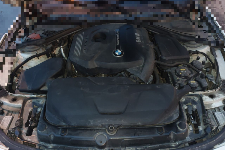 BMW 3 Series 2018 #22 BMW 3 Series 2018 car image #22