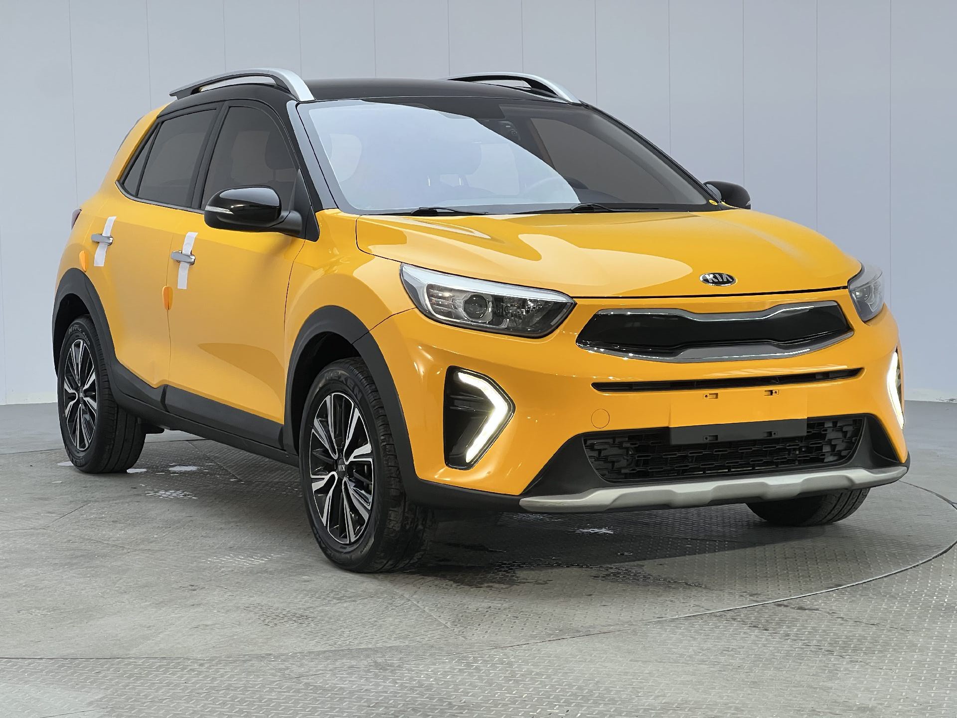 Kia KX1 2019 صورة سيارة #3