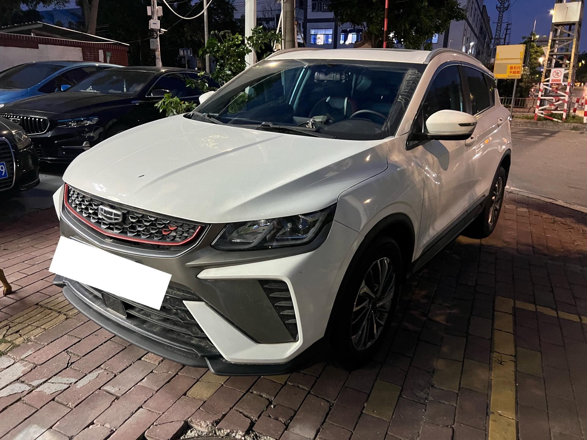 GEELY Coolray 2021 car image 