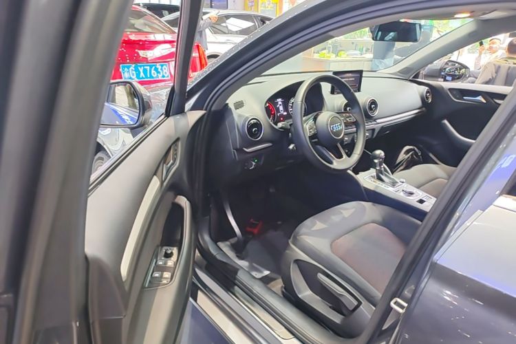 Audi A3 2020 car image #16