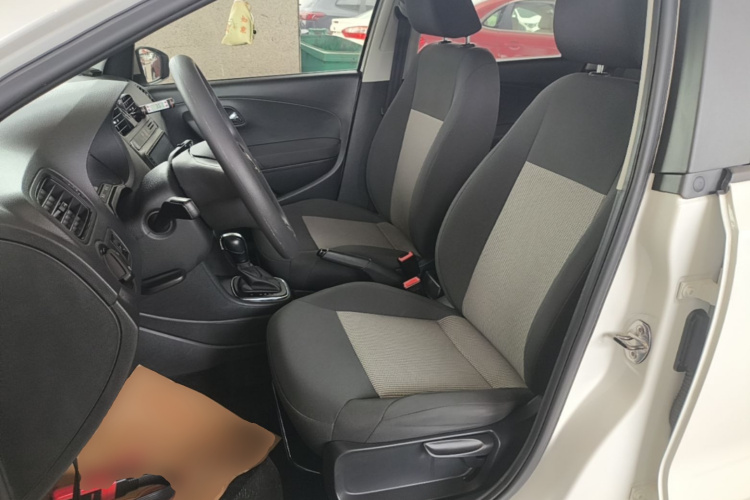 Volkswagen Polo 2018 #15 Volkswagen Polo 2018 car image #15