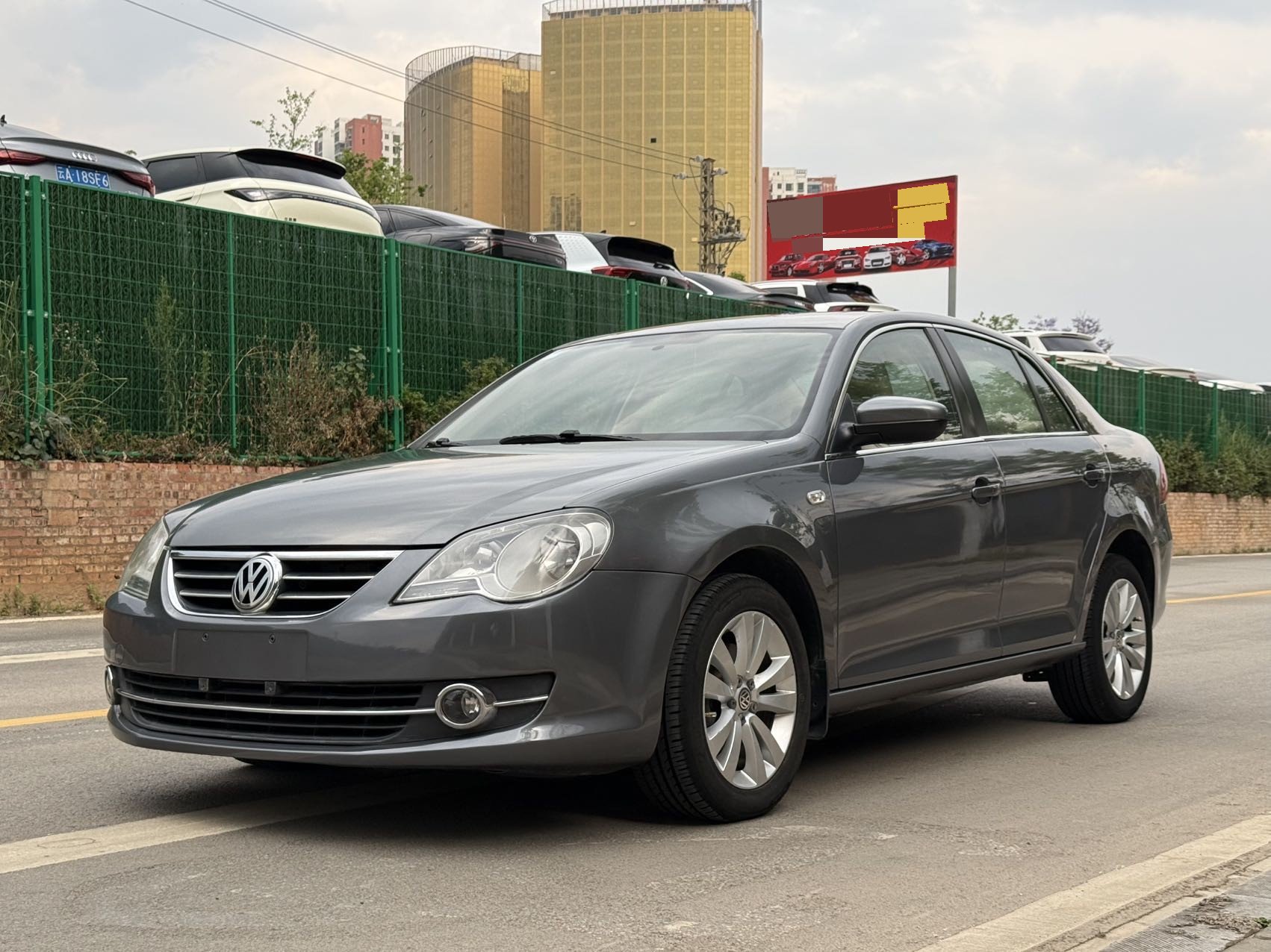 2013 immagine di auto 