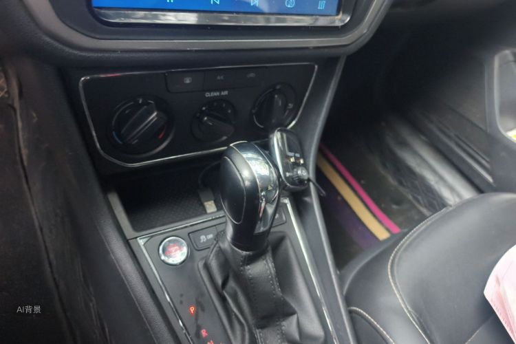 Volkswagen Lavida 2018 car image #16