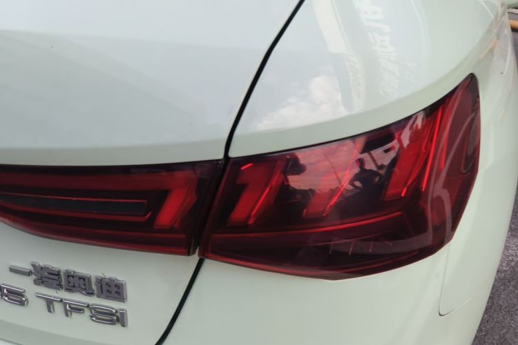 Audi A3 2023 immagine di auto #8