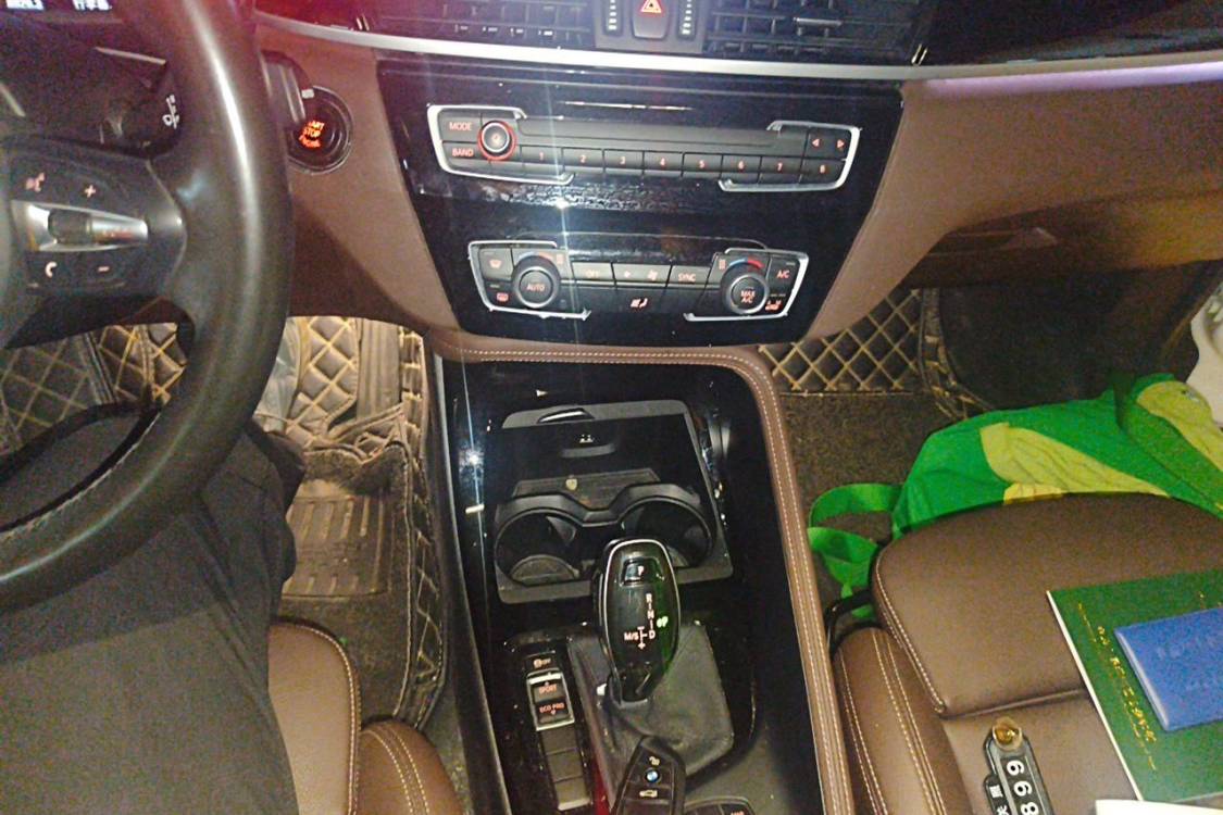 BMW X1 2019 صورة سيارة #26