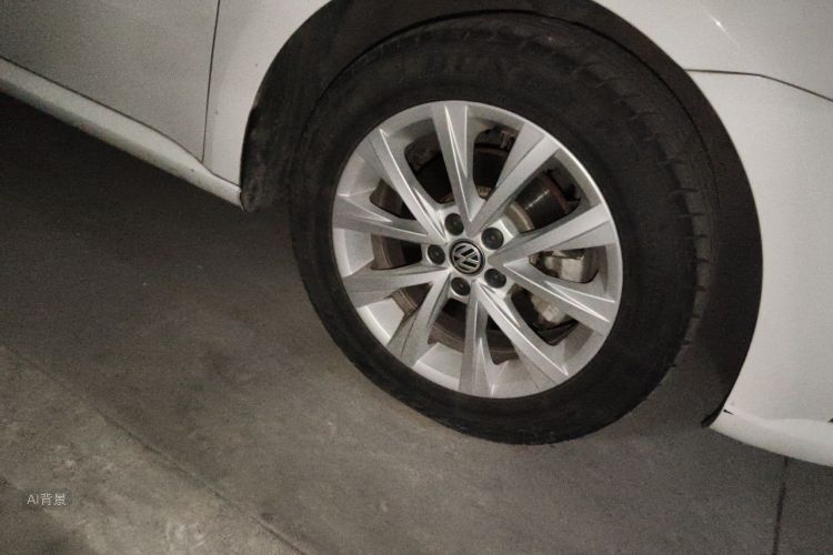 Volkswagen Lavida 2017 car image #9