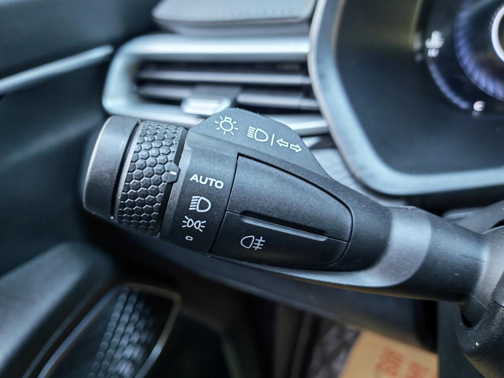 GEELY Emgrand 2023 car image #10