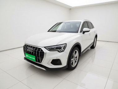 Audi Q3 2021 immagine di auto 