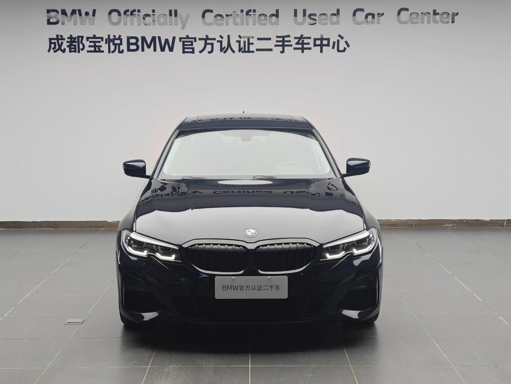 BMW 3 Series 2022 #2 BMW 3 Series 2022 صورة سيارة #2