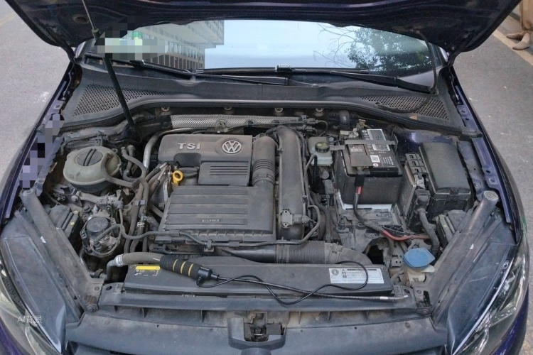 Volkswagen Golf 2020 car image #22